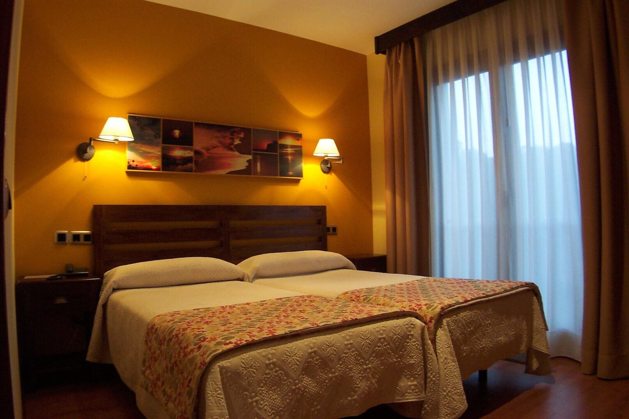Hotel Bufon De Arenillas Vidiago Екстер'єр фото